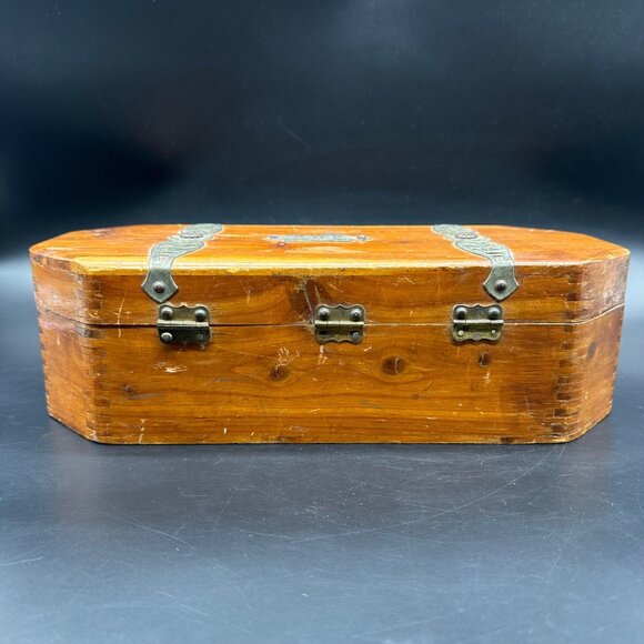 Vintage Wooden Jewelry Box Mirror Blue Lining McGraw Box Co USA Retro Cedar READ - Picture 4 of 15